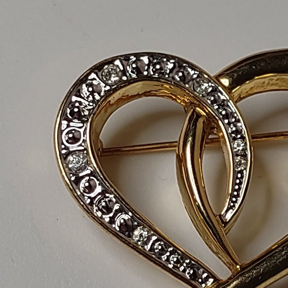 Cute Gold Tone Heart Shaped Brooch - Picture 6 of 16